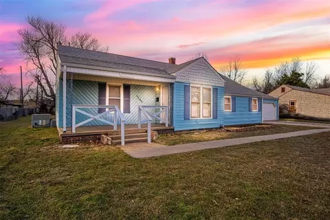 5505 N Harmon Dr, Warr Acres, OK 73122
