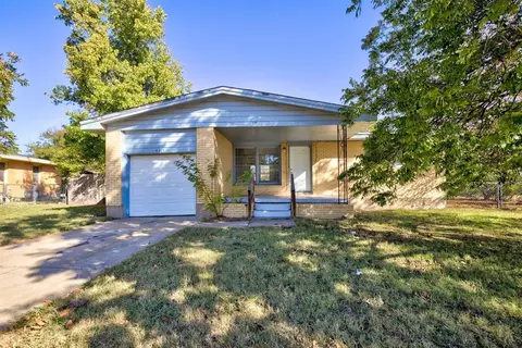 4305 NW Denver Ave, Lawton, OK 73505