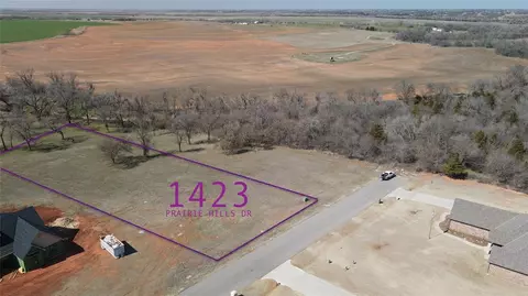 1423 Prairie Hills Dr, Tuttle, OK 73089