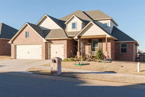 525 Dardanelle Pass, Edmond, OK 73025
