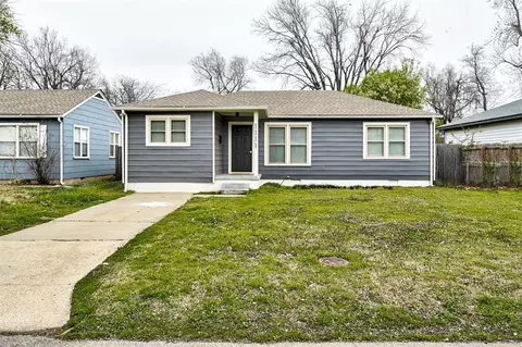1111 W Comanche St, Norman, OK 73069