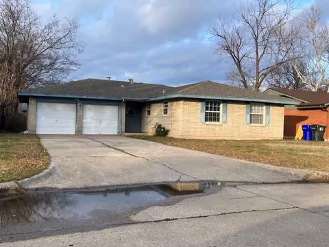 207 W Ridge Rd, Norman, OK 73069
