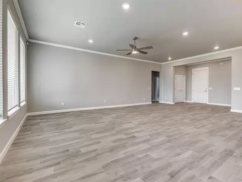 4042 Hart St, Tuttle, OK 73089 photo 9