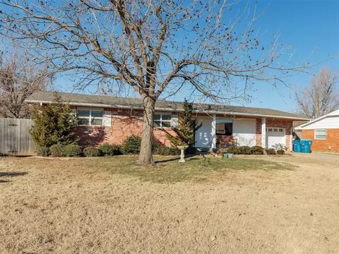 303 N Cimarron Rd, Tuttle, OK 73089