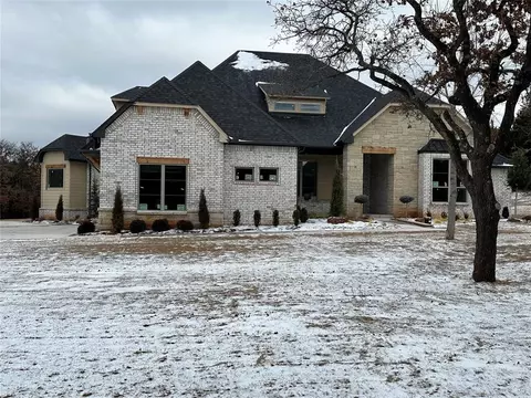 6625 Mystic Valley Dr, Edmond, OK 73034