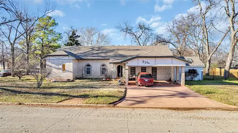 602 N Walnut St, Pauls Valley, OK 73075