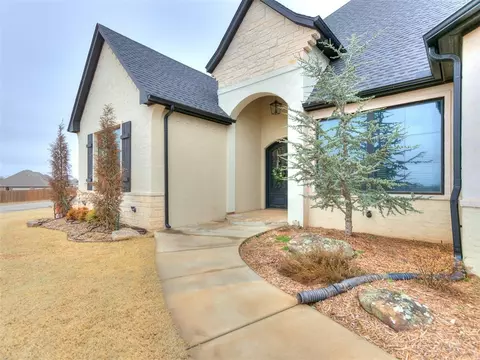 1284 Breve Ct, Newcastle, OK 73065