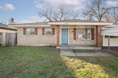 729 Butler St, Moore, OK 73160