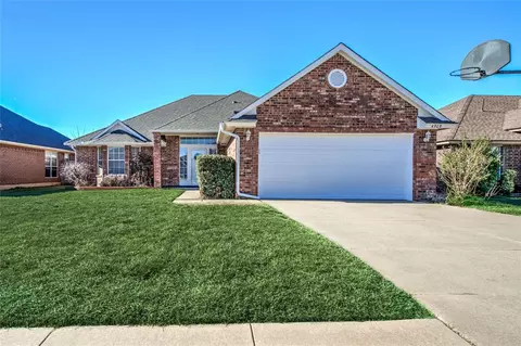 4908 Byron Cir, Yukon, OK 73099