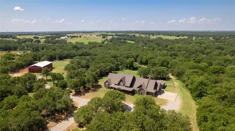 285733 E 1800 Rd, Comanche, OK 73529