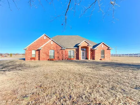 1632 N Country Club Rd, Newcastle, OK 73065
