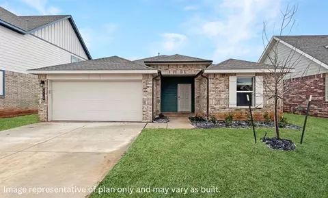 2728 Dennis Dr, Yukon, OK 73099