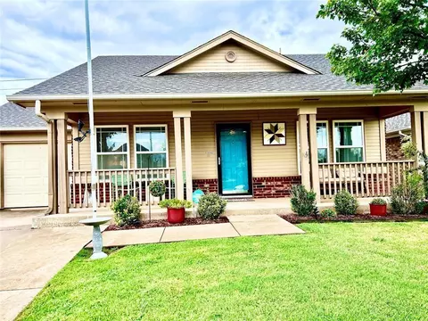 18633 Piedra Dr, Edmond, OK 73012