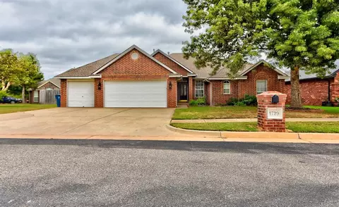 1729 Fawn Valley Ln, Edmond, OK 73003