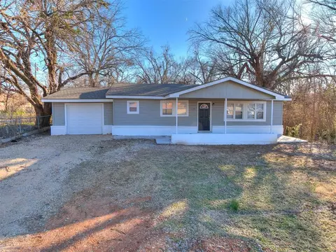 1121 E Chandler, Shawnee, OK 74801