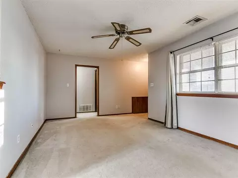 129 Monroe Ct, Norman, OK 73071 photo 6