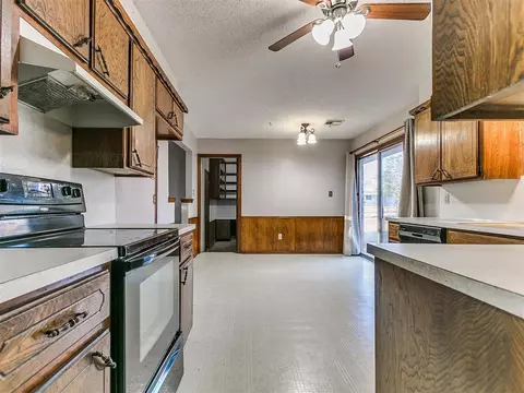129 Monroe Ct, Norman, OK 73071 photo 14