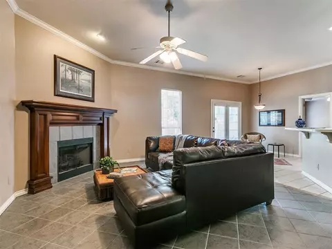 339 Timberidge Rd, Harrah, OK 73045 photo 4