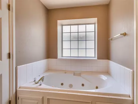 339 Timberidge Rd, Harrah, OK 73045 photo 13