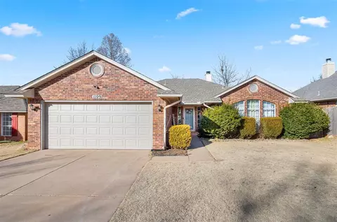 1109 Pruett Dr, Edmond, OK 73003