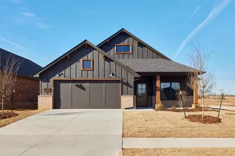 3808 Hardy Dr, Norman, OK 73069