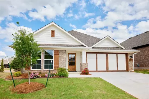 3805 Hardy Dr, Norman, OK 73069
