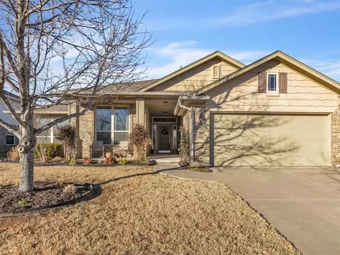 13033 SW 5th St, Yukon, OK 73099