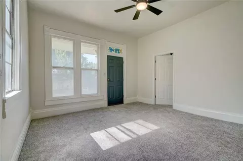608 E Harrison Ave, Guthrie, OK 73044 photo 2