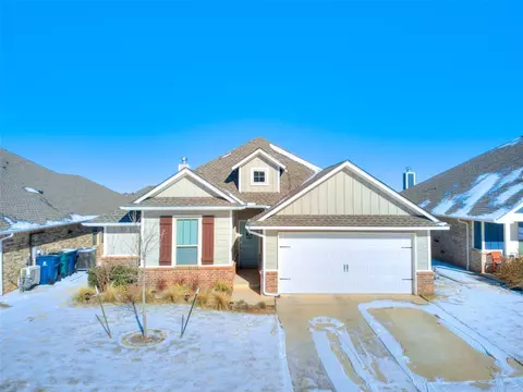 9225 NW 90th St, Yukon, OK 73099