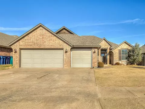 11721 SW 25th Ter, Yukon, OK 73099