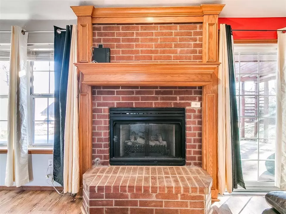  1944 E Hillside Ter, Mustang, OK 73064 photo 15