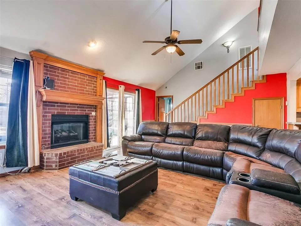  1944 E Hillside Ter, Mustang, OK 73064 photo 16