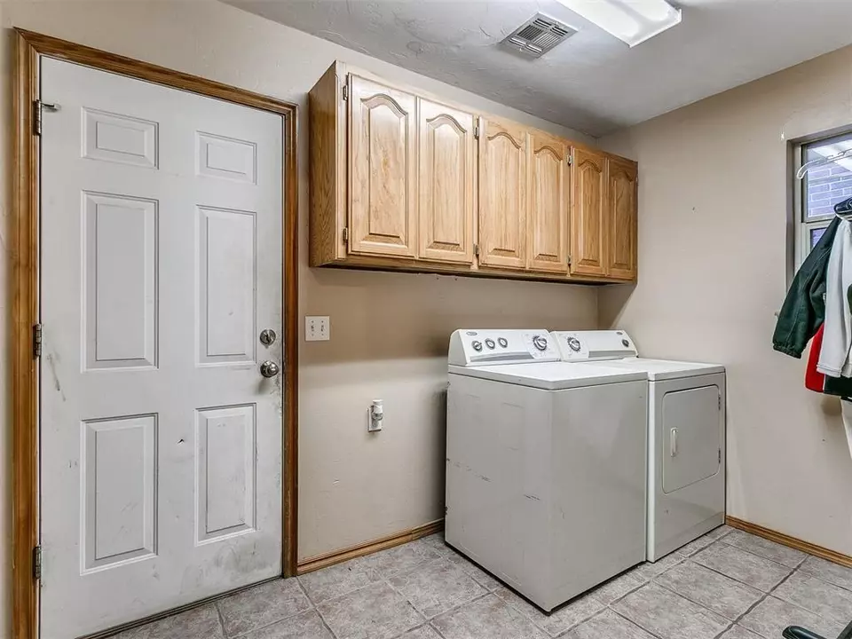  1944 E Hillside Ter, Mustang, OK 73064 photo 25