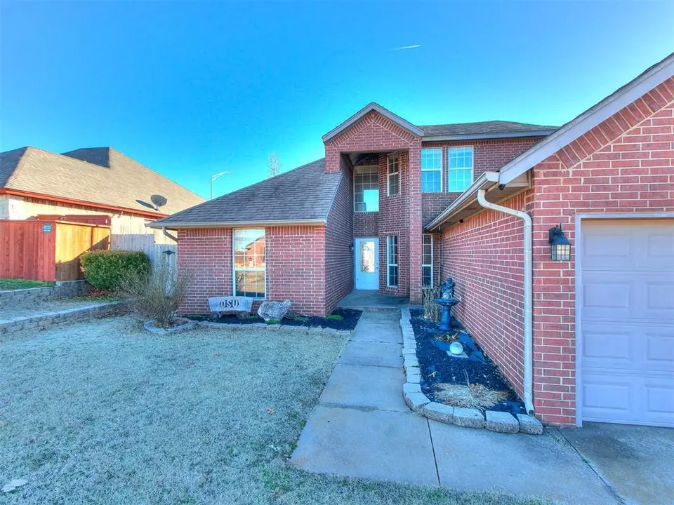  1944 E Hillside Ter, Mustang, OK 73064 photo 3