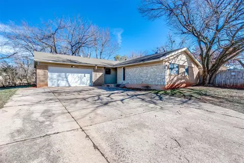 3600 Greenway Ter, Del City, OK 73115