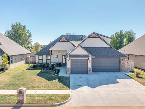 12012 SW 51st St, Mustang, OK 73064
