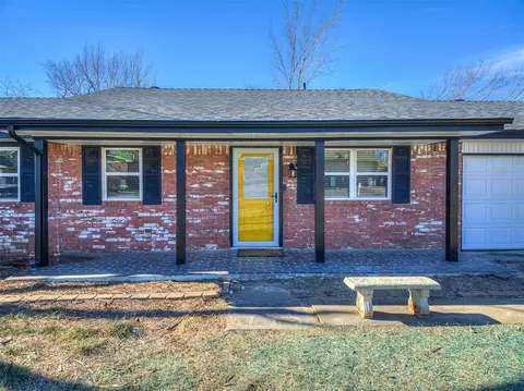 102 Hardesty Dr, Shawnee, OK 74804
