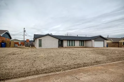 515 Hunter Ln, Okarche, OK 73762