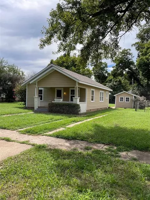 409 N Elm St, Pauls Valley, OK 73075