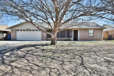 606 W Ridge Dr, Duncan, OK 73533