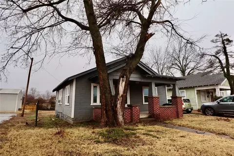 921 N Kickapoo Ave, Shawnee, OK 74801