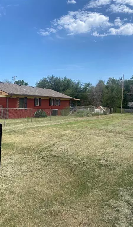 E Perkins Avenue, Guthrie, OK 73044
