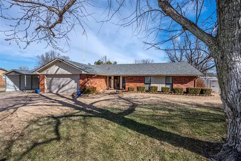 29 Walnut Dr, Ninnekah, OK 73067