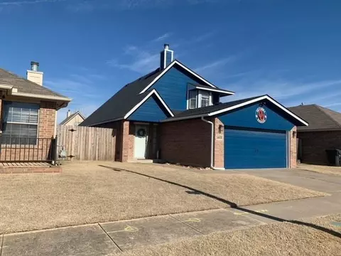 1403 SW 25th St, Moore, OK 73170