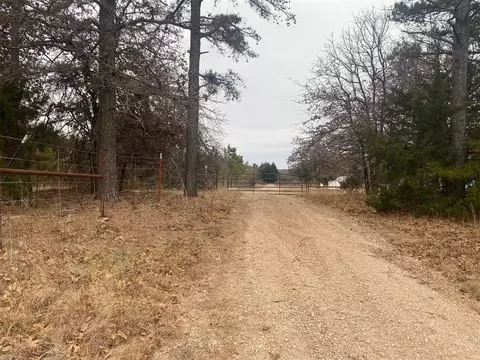 33167 E 1070 Rd, Mcloud, OK 73045