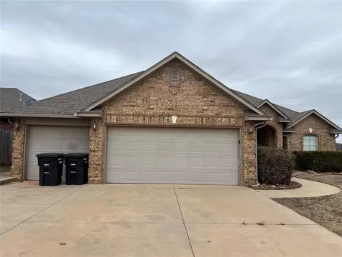 1101 Kelsi Dr, Moore, OK 73160