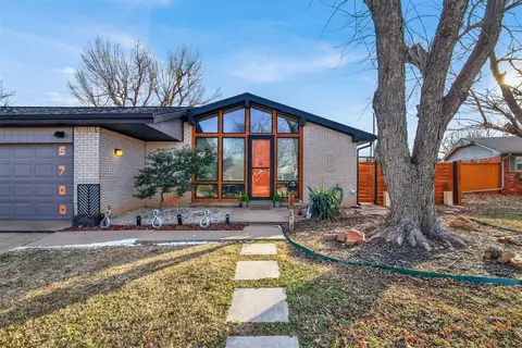 5700 NW 67th St, Warr Acres, OK 73132