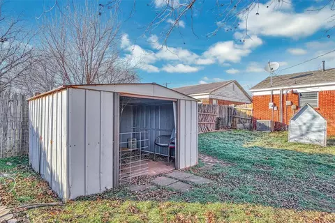 1316 E F St, Altus, OK 73521 photo 32