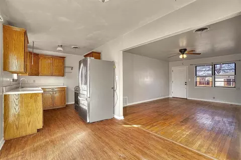 1316 E F St, Altus, OK 73521 photo 12