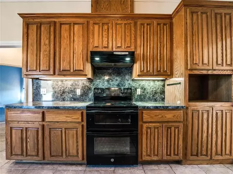 29106 Clearpond Rd, Mcloud, OK 74851 photo 18